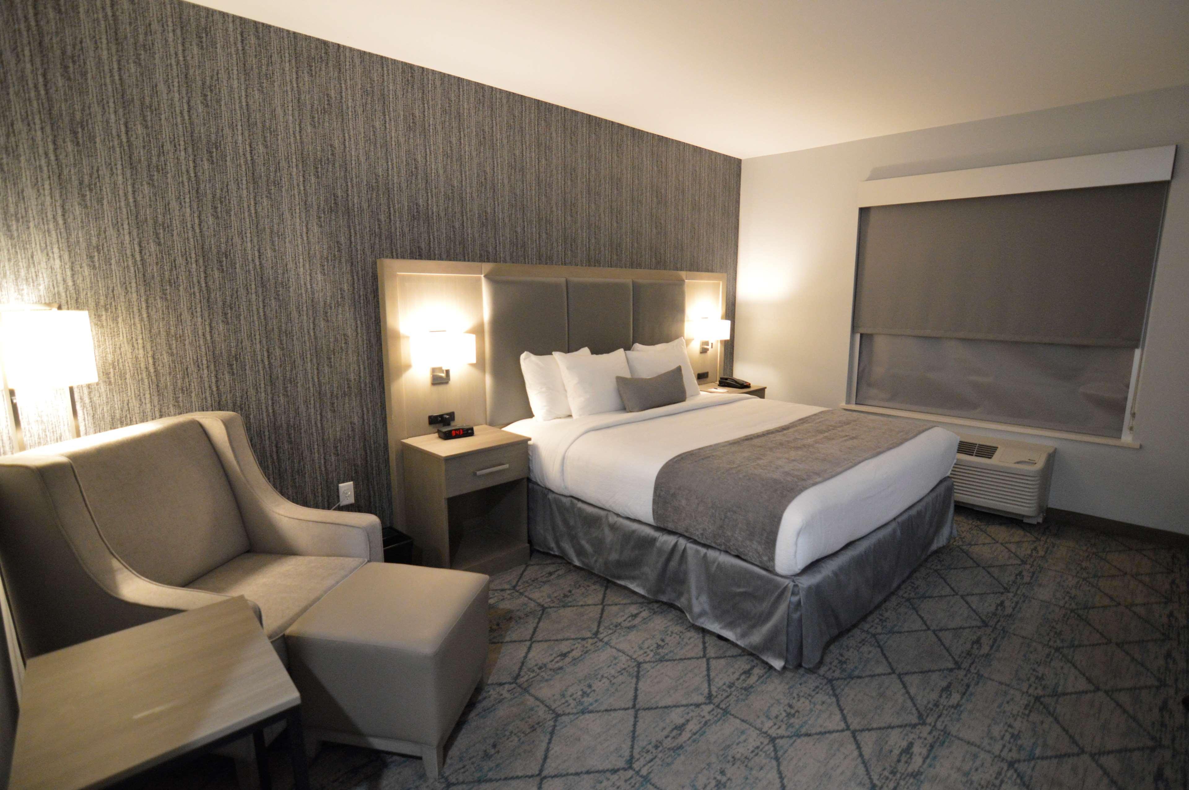 Best Western Plus Executive Residency Oklahoma City I-35 Экстерьер фото