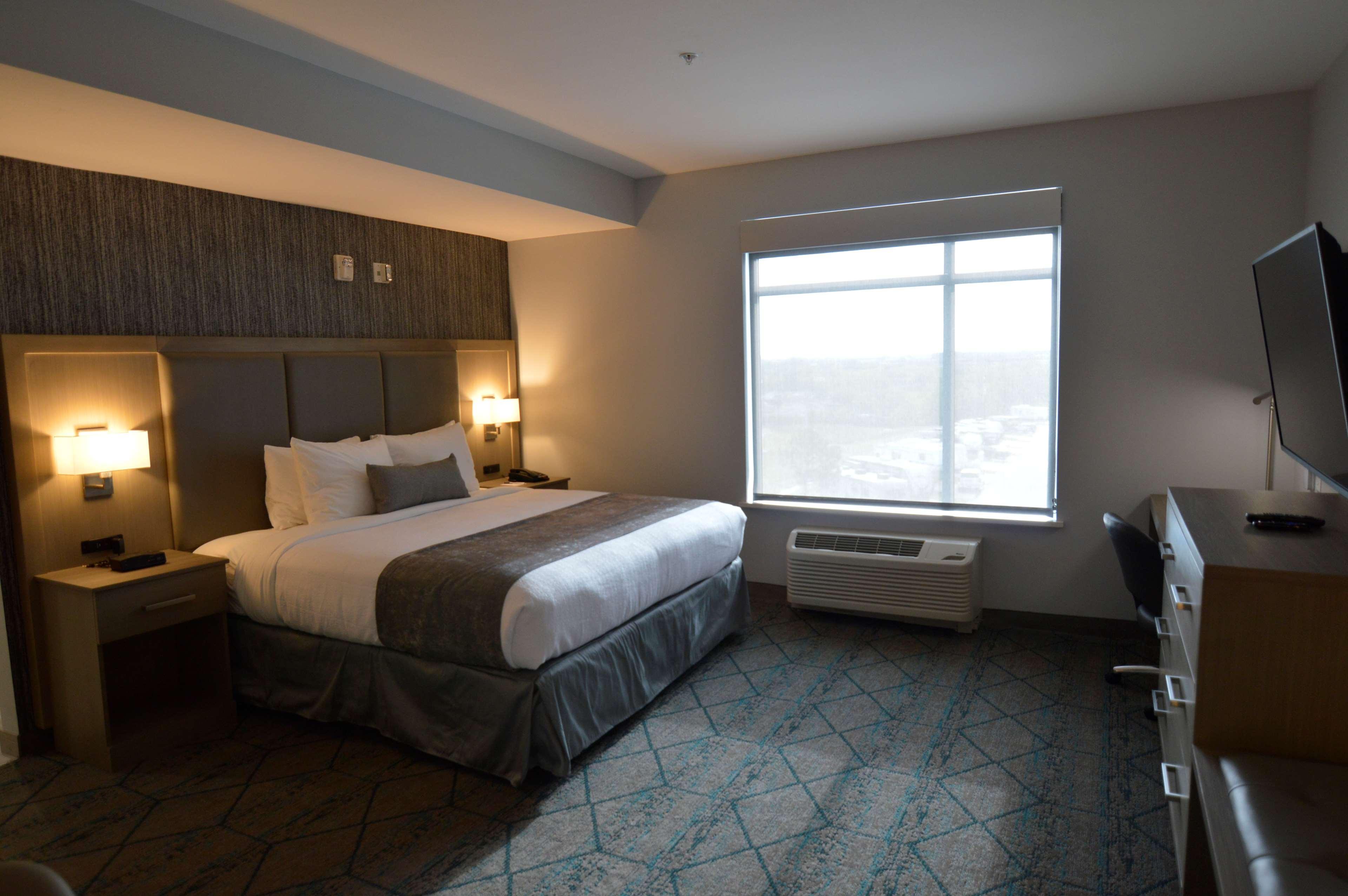Best Western Plus Executive Residency Oklahoma City I-35 Экстерьер фото