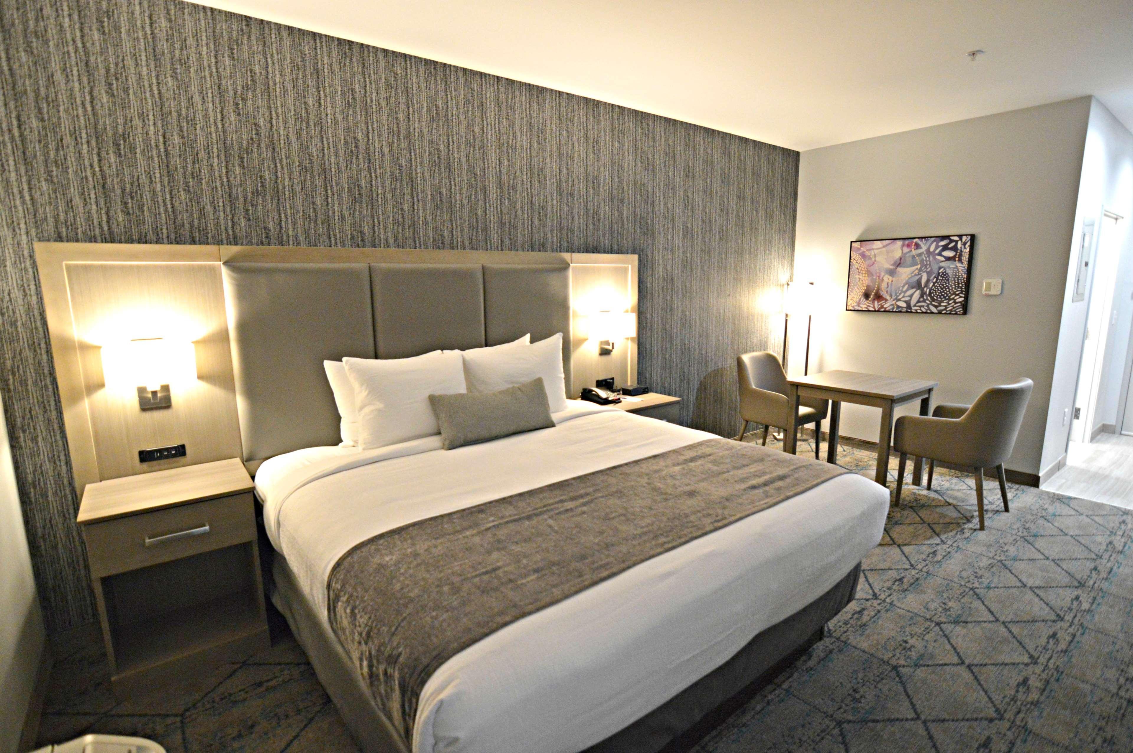Best Western Plus Executive Residency Oklahoma City I-35 Экстерьер фото