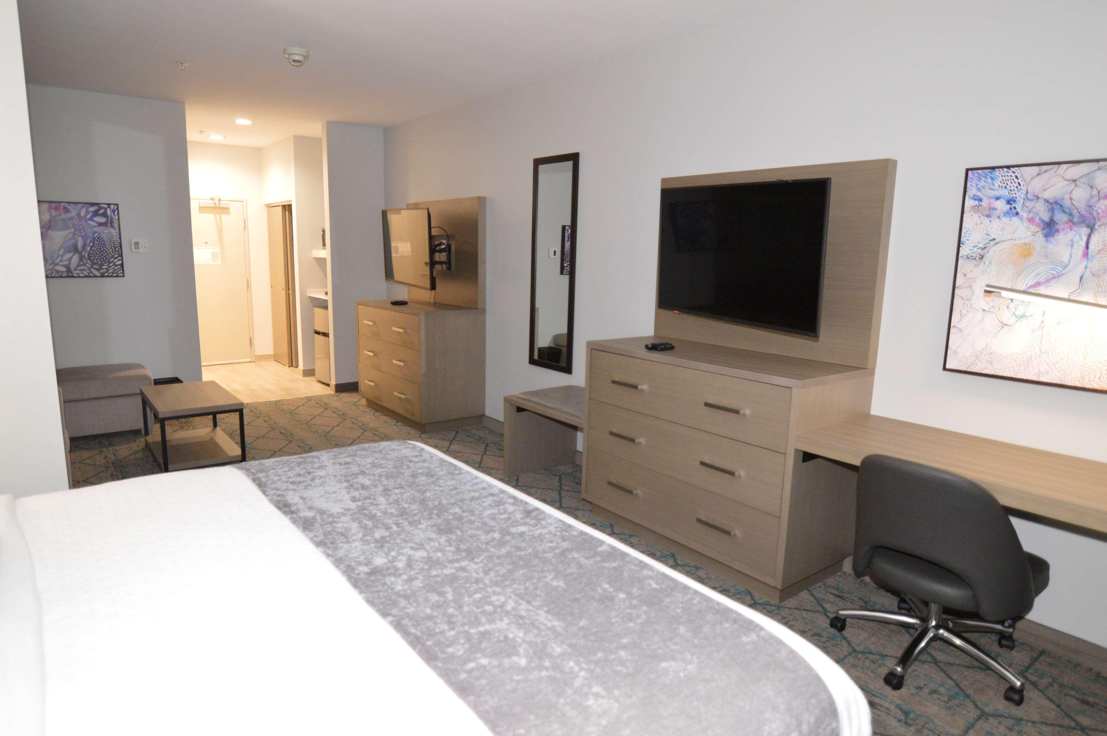 Best Western Plus Executive Residency Oklahoma City I-35 Экстерьер фото
